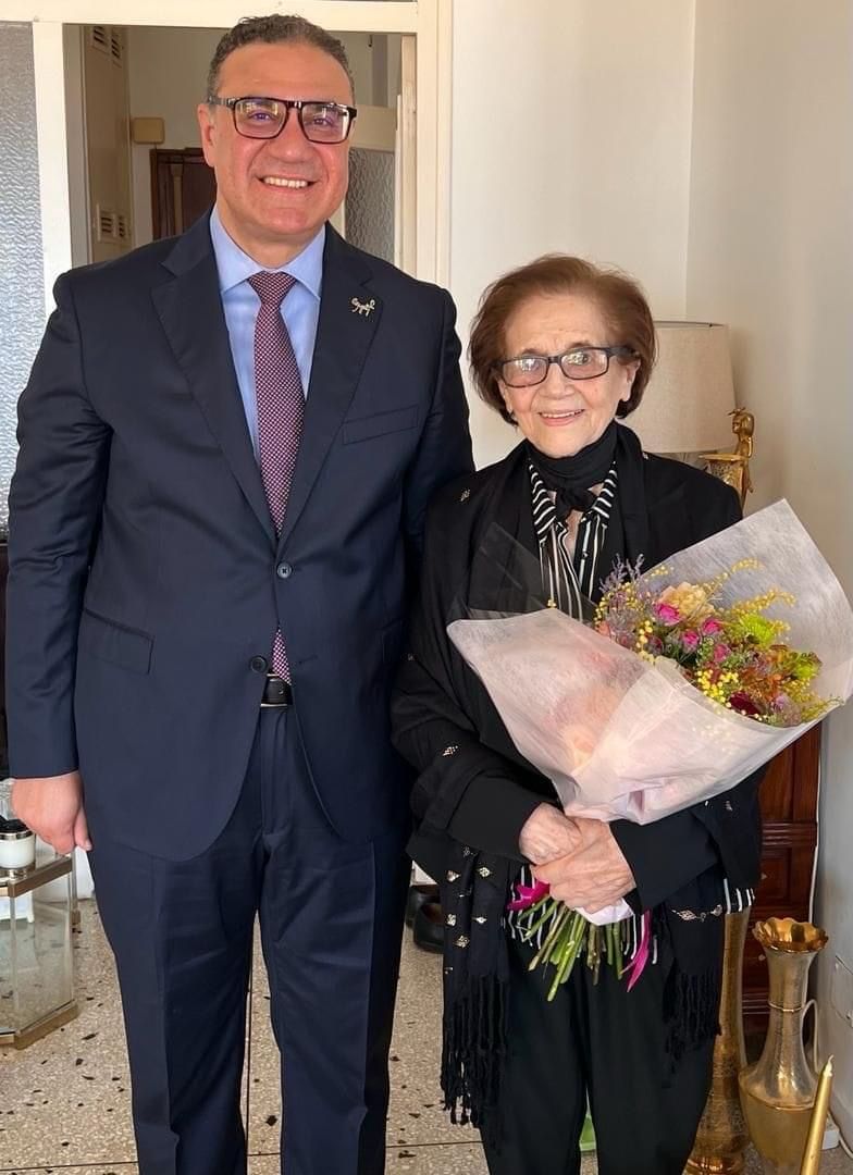 السفير المصرى بالجزائر وجميلة بوحيرد