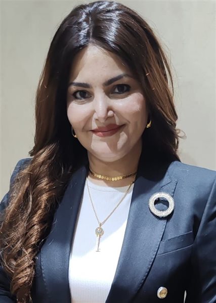 منال بيومي