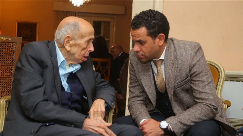 موقع الصفحة الأولى