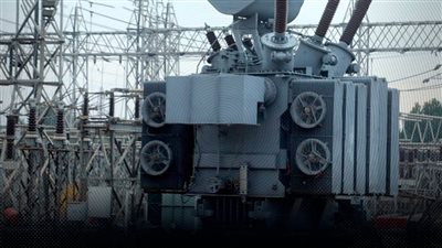 تركيا وقطر تدعم سوريا بسفينتين لتوليد الكهرباء والأردن يستعد لتزويدها بـ300 ميجاوات