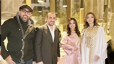 ريهام عبد الحكيم نجمة سحور أيمن لحموني في أحد المطاعم الكبرى بالقاهرة