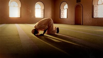 الدكتور عادل المسلمانى يكتب : قدسية الصلاة 