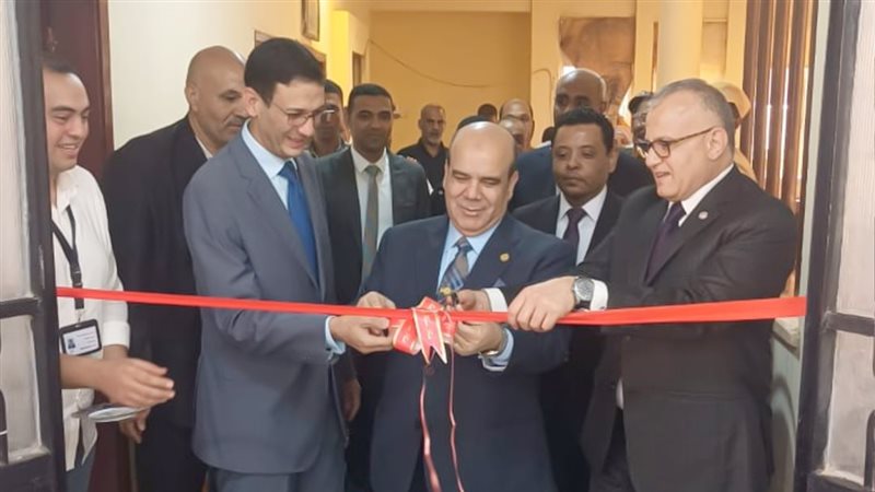 موقع الصفحة الأولى