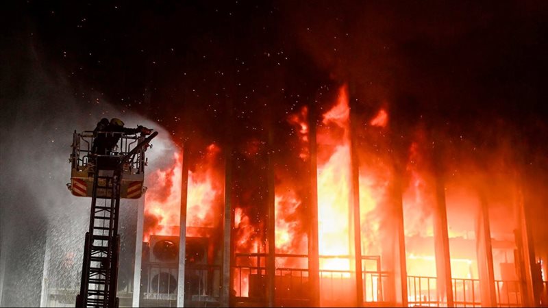 موقع الصفحة الأولى