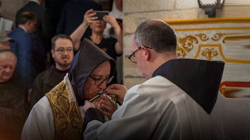 موقع الصفحة الأولى