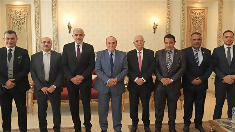 موقع الصفحة الأولى