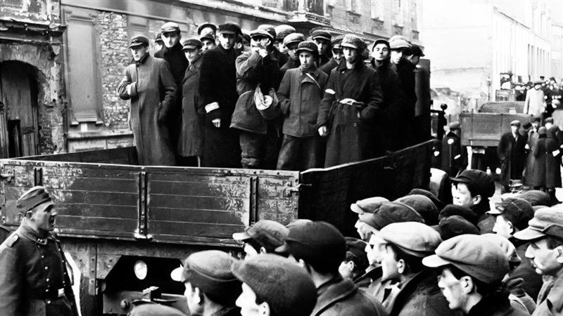 موقع الصفحة الأولى