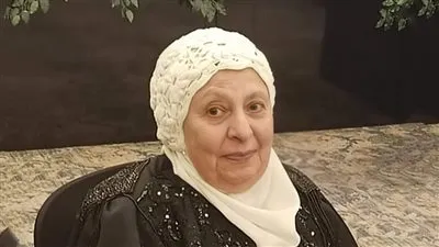 فاطمة طاهر.. رحيل أول صوت نسائي في سماء «إذاعة القران الكريم»