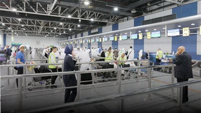 مطالب للحكومة بوضع خطة عاجلة لاستيعاب عودة العمالة المصرية من دول الخليج