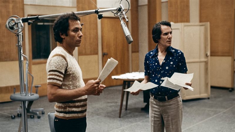 موقع الصفحة الأولى