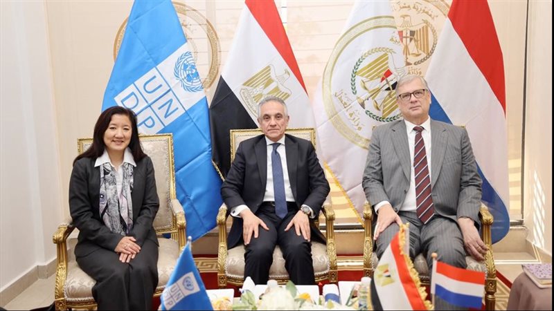 موقع الصفحة الأولى