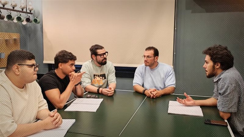 موقع الصفحة الأولى