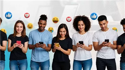 إنت عايش حياتك… ولا بتصورها ؟